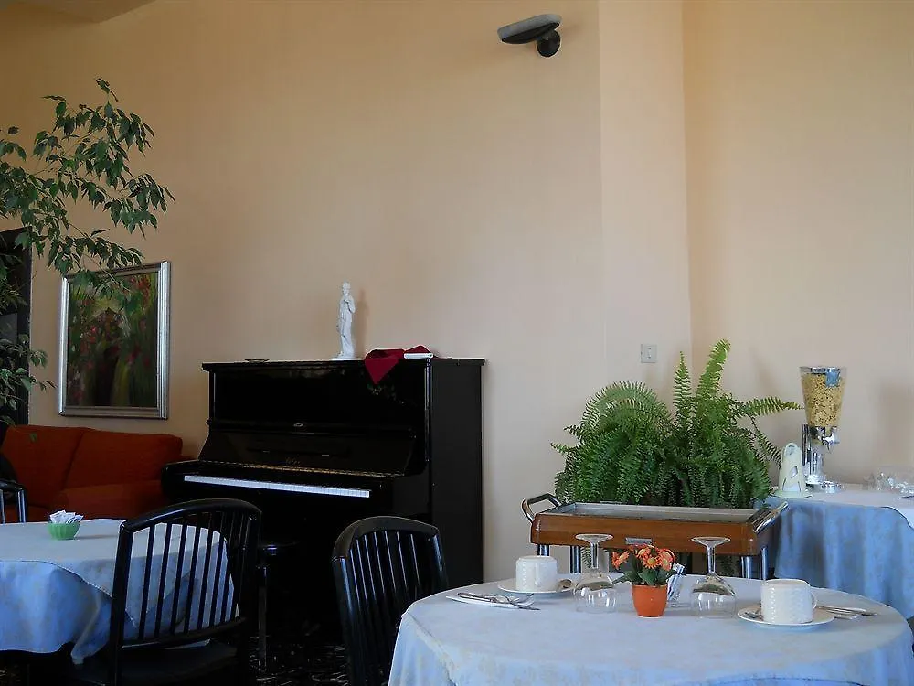 Hotel Libertà Palermo 3*,